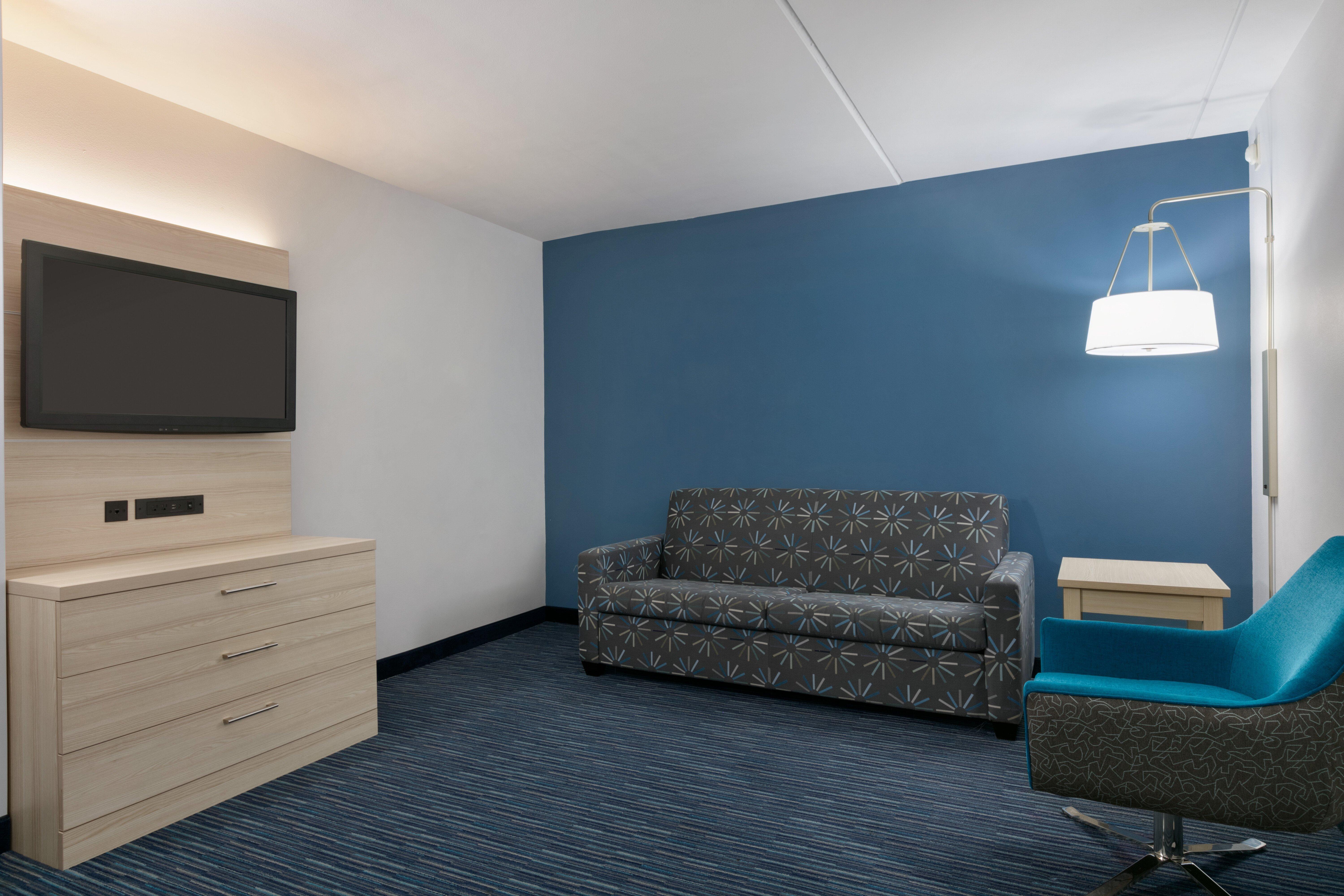 Holiday Inn Express Hotel & Suites Norfolk Airport By Ihg מראה חיצוני תמונה