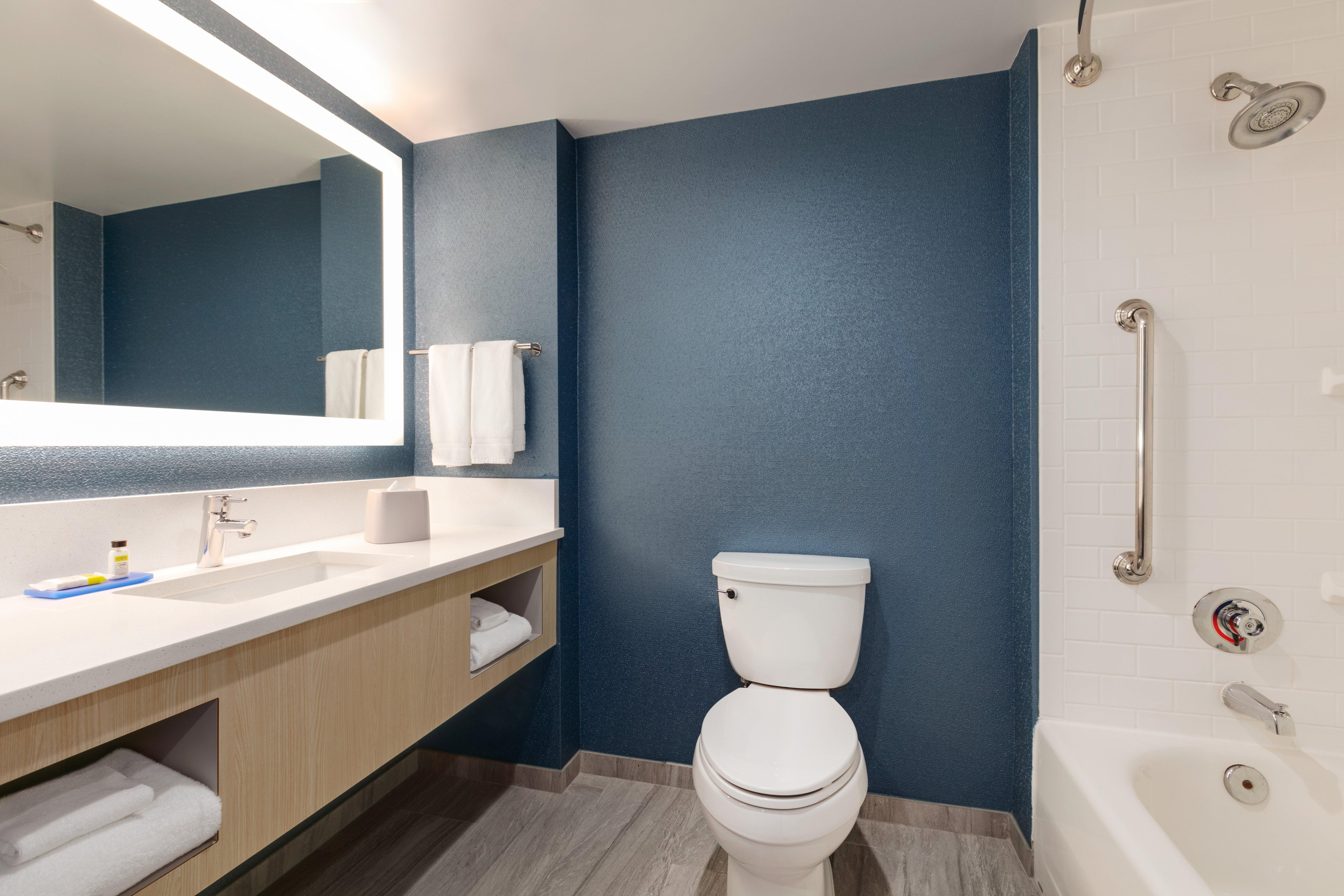 Holiday Inn Express Hotel & Suites Norfolk Airport By Ihg מראה חיצוני תמונה